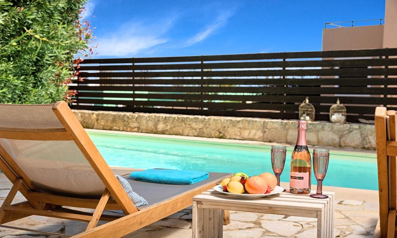 Apple Villas Mouríon Exterior foto